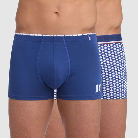 2 Boxers Dim Cup, Le sous-vêtement homme aux imprimés sportifs pour un look masculin très french touch !, On aime :, - les coutures contrastantes au style vintage de ces dessous pour hommes , - les imprimés symboliques de l’univers du foot français, - les détails de la ceinture pour un rendu plus travaillé, - l’inégalable douceur du coton stretch , Affichez haut et fort les couleurs de la France avec ce lot de boxers pour homme aux résonances sportives et actuelles !, Pour cette éditio Soft Power, Mens Trunks, Mens Boxer Shorts, French Colors, Mens Boxers, French Inspired, Boxer Shorts, Steel Blue, Classic White