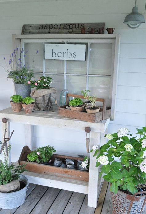 potting bench from Buckets of Burlap {round up of pretty potting benches at ACultivatedNest.Com} Potting Bench Ideas, Diy Potting Bench, Potting Station, Potting Tables, Potting Table, Antique Garden, Potting Sheds, Potting Bench, Have Inspiration