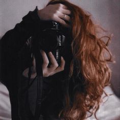 Miss Perfect, Ginny Weasley, Aesthetic People, Birthday List, Aesthetic Images, A Pic, Character Aesthetic, Hush Hush, Auburn