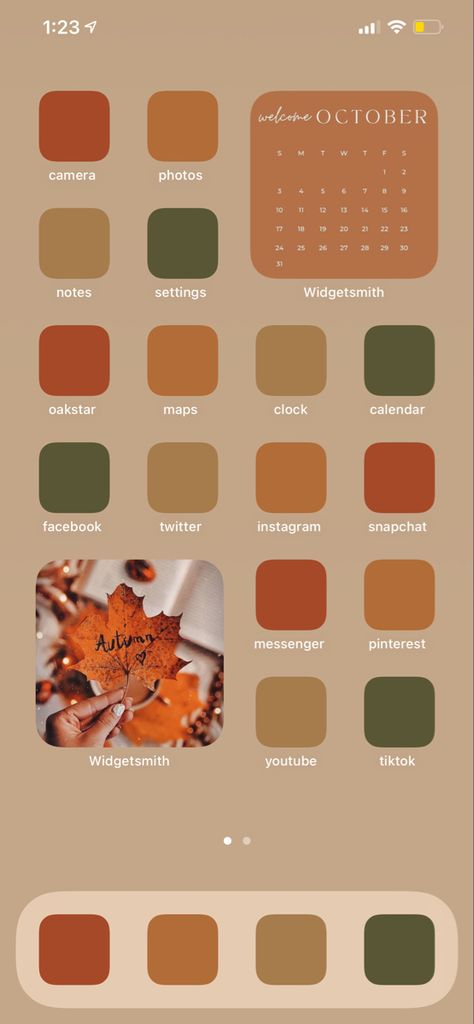 Fall Home Screen, Samsung Homescreen Layout Ideas, Android Widgets, Granola Aesthetic, Iphone Macbook, Iphone Home Screen Layout, Homescreen Layout, App Layout, Ios Wallpapers