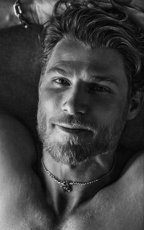 Travis Van Winkle The Last Ship, Travis Van Winkle, Aaron Lewis, Christian Grey Jamie Dornan, The Last Ship, Black Dagger Brotherhood, Men Stuff, Christian Grey, Attractive Guys