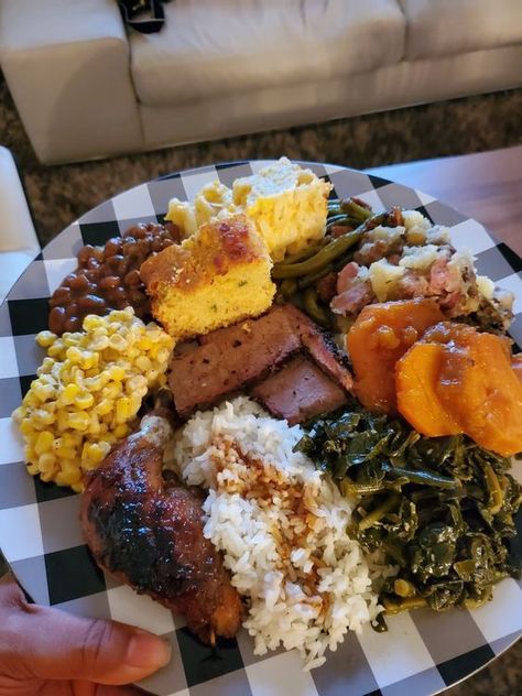 #follow #foodie #foodporn #food #dinner #lunch #blogging #blogger #blog Black People Breakfast, Soul Food Dinner Party, Breakfast Platters, Soul Food Menu, Comforting Food, Food Feast, Food Plates, Homemade Comfort Food, Kid Recipes