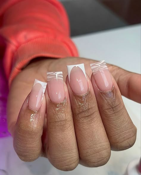 Gel Aura Nails, Aura Nails Acrylic, French Tip White, White French Tip Nails, Nails Acrylic Black, Pink Tip Nails, Blooming Gel, Aura Nails, Girl Nails