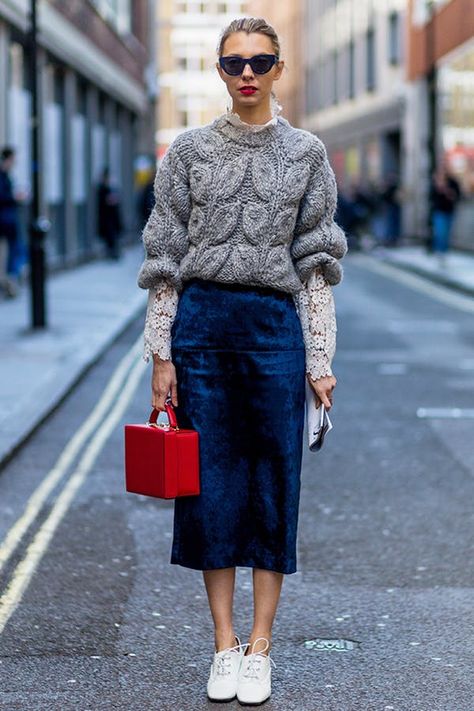 31 Outfit Ideas for All 31 Days in December #purewow #outfit ideas #winter #shopping #shoppable #street style #style #fashion Pull Grosse Maille, Blue Velvet Skirt, Velvet Midi Skirt, Skirt Diy, London Fashion Weeks, London Fashion Week Street Style, Walking Down The Street, Diana Penty, Styles Ideas