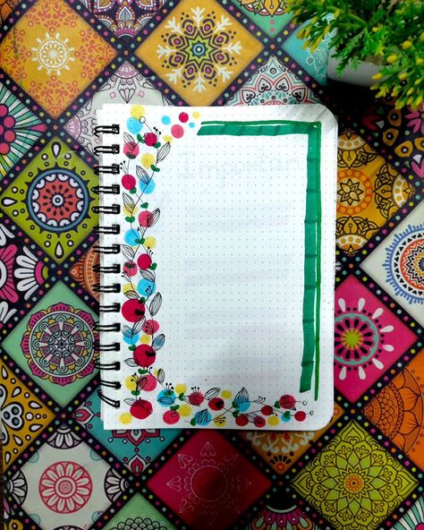 Border Design Notebook, Notebook Border Design Ideas, Border Design In Notebook, Boder Degin For Project Front Page, Bujo Doodles, Bujo Inspiration, Study Notes, Front Page, Cover Pages