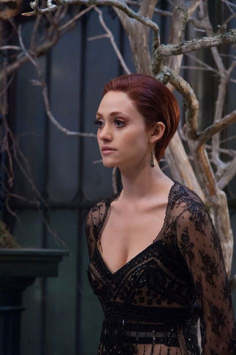 Emmy Rossum as Ridley Duchannes in #BeautifulCreatures Emmy Rossum Beautiful Creatures, Ridley Duchannes, Shameless Season 4, Beautiful Creatures Movie, Margo Martindale, Kami Garcia, Ella Enchanted, Emmy Rossum, Movie Costumes