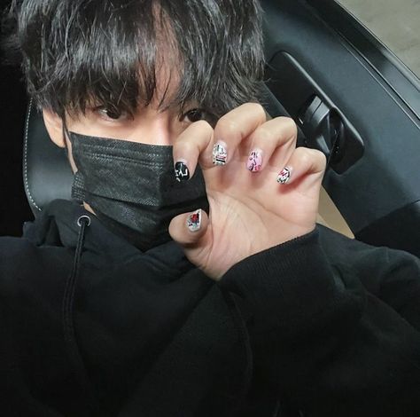 Kim Woosung, Idol Nails, White Goth, Mens Nails, Woo Sung, Rose Nails, Asian Babies, Rose Icon, Kpop Boys