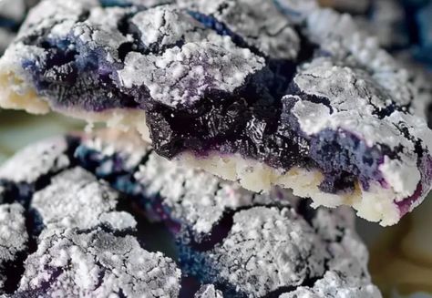 Blueberry Cookies Recipes, Lemon Blueberry Cookies, Crinkle Cookies Recipe, Chocolate Pairings, Blueberry Cookies, Crinkle Cookies, Just Bake, Blueberry Recipes, Wild Blueberries