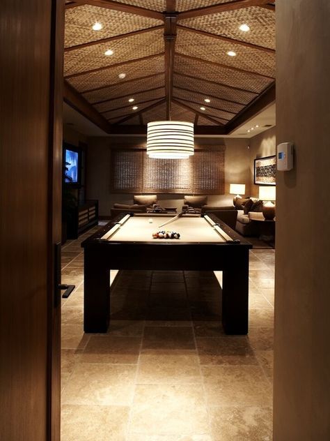 I believe this is the look for the pool table room!! LOVE =) Billiard Room Design, Game Room Ideas Man Caves, Man Cave Games, Hawaiian Homes, Recreational Room, Nosara, Pool Rooms, Bamboo Shades, Entertainment Design