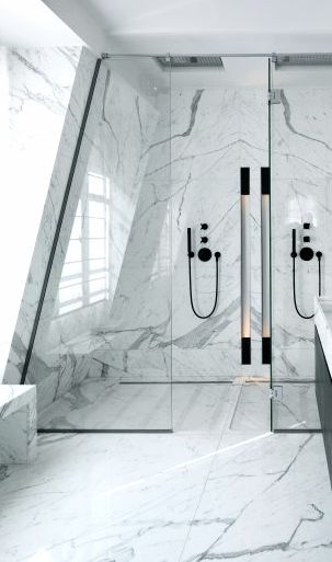 Dual shower + marble--Numéro A, Private residence in Paris II, lighting by Kreon Diy Bathroom Design, Luxury Bathroom Master Baths, Statuario Marble, Bad Inspiration, Luxury Shower, Marble Bathroom, Beautiful Bathrooms, Modern Bathroom Design, Cheap Home Decor