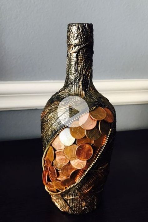 Money Bottle, Simple Bottle Art, Craft App, Money Art, Gift Display, Wine Glass Art, Bottle Decor, Coin Art, Wine Bottle Art