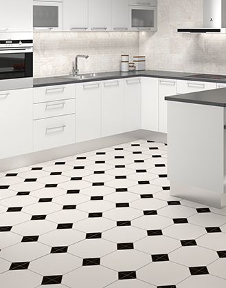 Hexagon Tile Kitchen Floor, Adu Kitchen, White Kitchen Floor, White Tile Kitchen Floor, Ideas Cocina, Black White Kitchen, Black Floor Tiles, White Kitchen Tiles, Kitchen Tiles Design