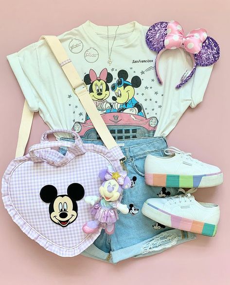 All Posts • Instagram Disney Ootd, Disney Park Outfit, Disney Outfit Inspo, Disney Trip Outfits, Disney Outfits Women, Disney Outfit Ideas, Outfit Disney, Disney Fits, Disney 2023