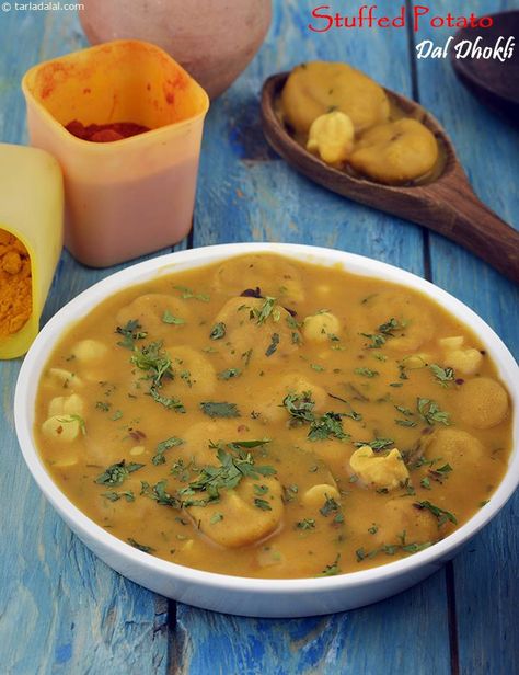 Stuffed Potato Dal Dhokli Daal Dhokli, Dal Dhokli Recipe, Dal Dhokli, Veg Gravy, Flour Dumplings, Stuffed Potato, Rajasthani Food, Tiffin Recipe, Savoury Snacks