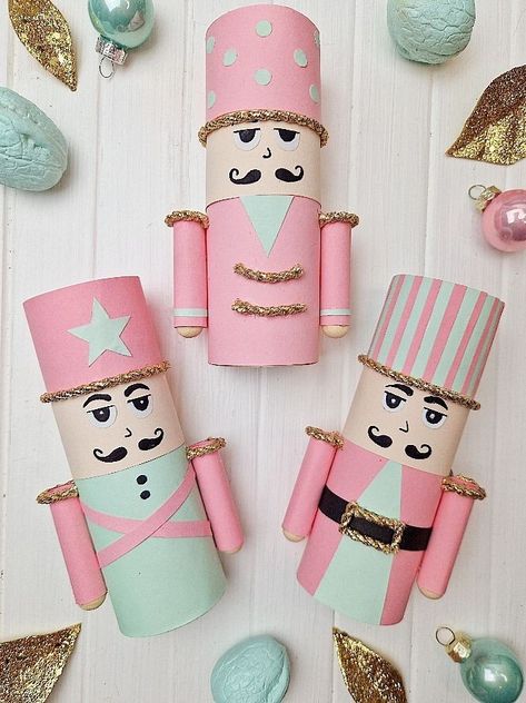 Kids Christmas Table Ideas, Nutcracker Crafts, Christmas Tutorial, Christmas Arts And Crafts, Noel Diy, Toilet Paper Roll Crafts, Paper Roll Crafts, Toilet Paper Roll, Nutcracker Christmas