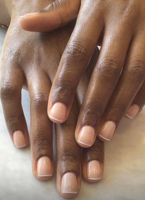 Short Natural Nails, Short Coffin Nails Designs, Natural Nails Manicure, Natural Gel Nails, Hard Nails, Subtle Nails, Simple Gel Nails, Minimal Nails, Simple Acrylic Nails