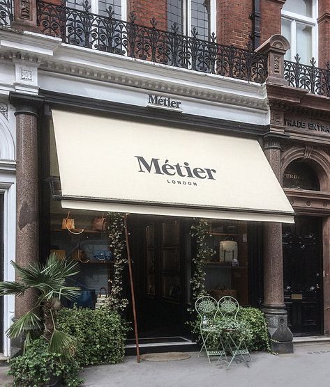 Victorian Awnings for Metier of Mayfair by Morco Blinds Awning Restaurant, Victorian Awning, Store Awning, Cafe Awning, Awning Design, Event Venue Design, Outdoor Restaurant Design, Shop Facade, Italian Cafe