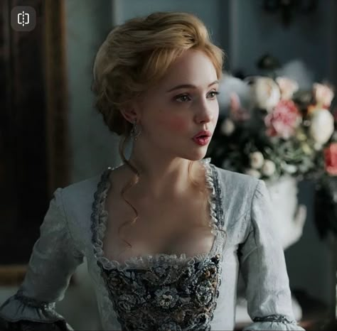 Aemma Targaryen, Victorian Era Dresses, Era Victoria, Medieval Princess, Historical Women, Period Dress, Royal Aesthetic, Princess Aesthetic, Historical Dresses