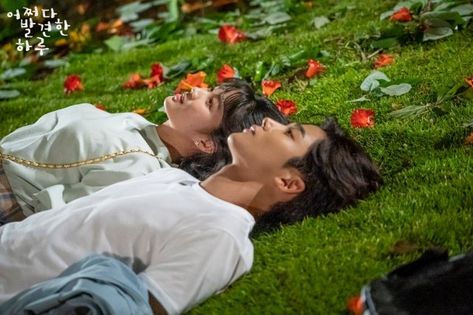 [Photos] New Stills and Behind the Scenes Images Added for the #kdrama "Extraordinary You" Kim Young-dae, Korean Things, Mbc Drama, W Two Worlds, Extraordinary Moments, Kim Sang, Scene Image, Korean Drama Movies, Jong Suk