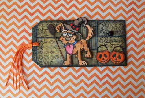 OCTOBER : patchwork / sizzix monster : tim holtz tags 2016 Kristina Werner, Tim Holtz Tags, Crazy Birds, Crazy Dogs, Scrap Cards, Crazy Bird, Halloween Greeting Card, Cards Halloween, Greeting Card Ideas