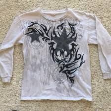 Bleached Shirt Ideas Grunge, Angel Sweater, Affliction Clothing, Y2k Tshirt, White Goth, Fairycore Clothes, 2000s Fashion Outfits, Mode Inspo, Swaggy Outfits