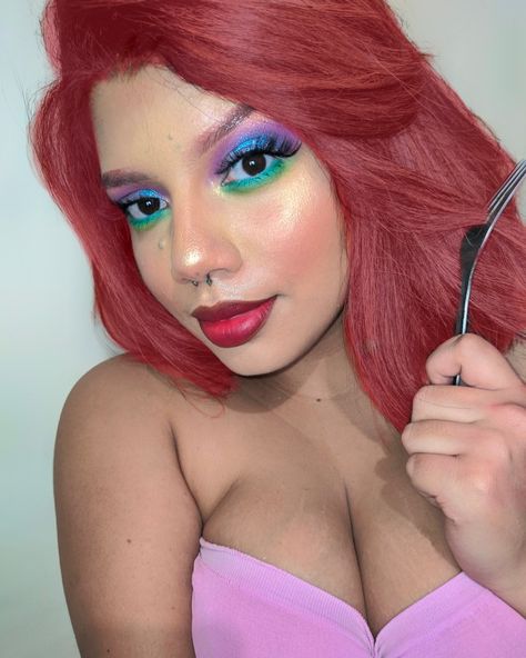 Ariel Makeup Halloween, Little Mermaid Makeup Ariel, Ariel Makeup Look, Ariana Grande Makeup Tutorial, Little Mermaid Makeup, Ariel Makeup, Hair Aesthetics, Ariana Grande Makeup, Ariel Cosplay