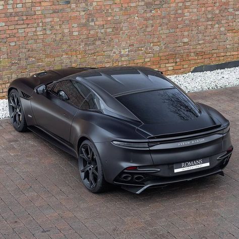 Aston Martin Sports Car, Aston Martin Dbs Superleggera, Luxury Car Brands, Aston Martin Dbs, Luxurious Cars, Casino Royale, Martin Car, Super Luxury Cars, Black Car