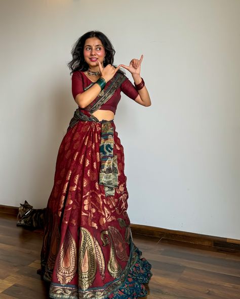 Janmashtami Special | Saree pose ideas for Janmashtami 🪈🦚🦢 ✨ How to pose in a saree ✨ Pure silk saree of the day- is a khaddi Georgette banarasi in maroon base, layered with intricate hand kadhua weaving throughout the body. Paired the saree with cancan and ghagra/long skirt in contrasting shades. #fyp #explore #iwearhandloom #handloomlove #puresilksaree #sareeindia #sareeinfluencer #janmashtamispecial #krishnajanmashtami #gopidress #howtopose #sareeposes #archeedrapes Saree Pose Ideas, Saree Pose, Janmashtami Special, Saree Poses, Krishna Janmashtami, Pure Silk Saree, How To Pose, Pose Ideas, Pure Silk Sarees