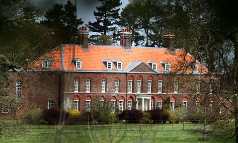 Princess Charlotte And Prince Louis, Sandringham House, Anmer Hall, Burgundy Walls, London Residence, Sandringham Estate, Prince William And Kate Middleton, Norfolk England, Prince Louis