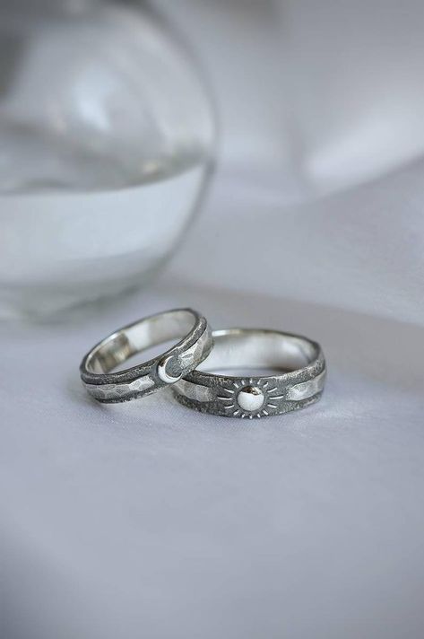 Wedding Silver Rings, Sun And Moon Wedding, Tiktok Wedding, Silver Rings Engagement, Engagement Rings Couple, Moon Wedding, Wedding Silver, Silver Rings Simple, Couple Jewelry