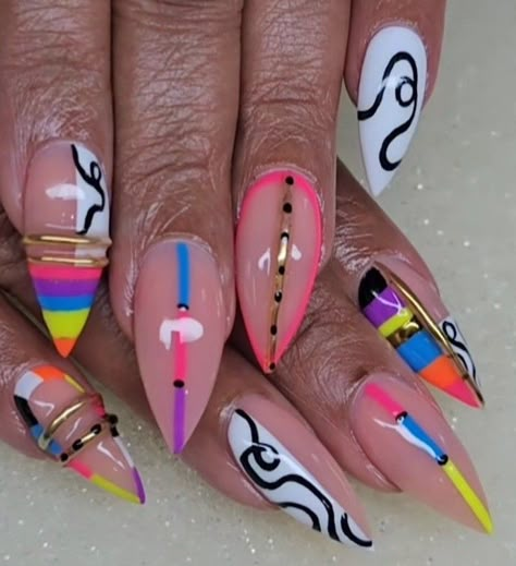 Stiletto Nail Designs 2024, Bold Color Nails, Trendy Nail Designs Unique, Stripe Nail Designs, Nail Polish Short Nails, Spring Nails Gold, Nails Diy At Home, 90s Nail Art, Unusual Nails