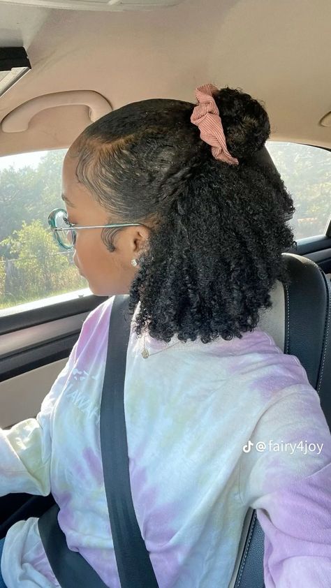 Easy Hairdos For Curly Hair, Natural Hair Styles For 4c Hair, Twist Outs On Natural Hair Hairstyles, Natural Hair Clip Ins Hairstyles, Professional Natural Hairstyles For Work, Braid Out Hairstyles Natural Hair, Natural Hair 4c Hairstyles, Twist Outs On Natural Hair Short, Type 4 Natural Hairstyles