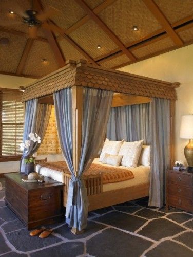 Romantic Bedroom Design, Canopy Bed Curtains, Canopy Bed Frame, Tropical Bedrooms, Romantic Bedroom Decor, Victorian Bedroom, Canopy Beds, Bedroom Trends, Four Poster Bed