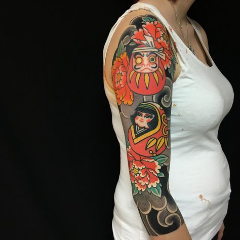 3/4 Sleeve - Daruma / Himme daruma / Peonies - Japanese tattoo by Caio Piñeiro Japanese Daruma Tattoo, Daruma Tattoo, Japanese Tattoo Sleeve, Daruma Doll Tattoo, Japanese Daruma, Japanese Tattoo Women, Claw Tattoo, Zeus Tattoo, Doll Tattoo