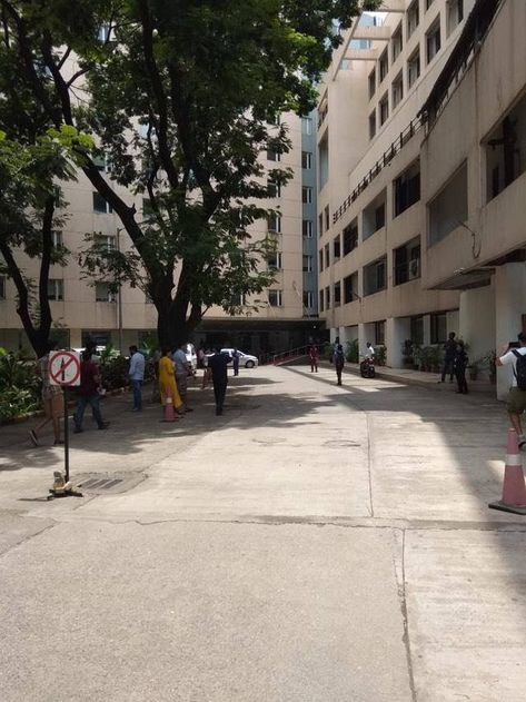 Hospital is available for the shoot in Mulund. Please contact us for more information. #mumbai #mulund #hospital #location #shooting #bollywood #hollywood #tollywood #webseries #dgstudio #dglocation #dgs #india Mental Hospital, Bollywood Movie, Dream City, Hindi Movies, New Delhi, More Information, Mumbai, Contact Us, Street View