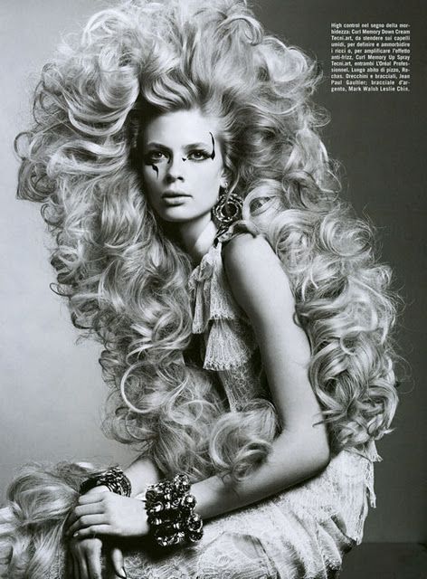 Truely this is the Biggest Hair style!!!  Wow  Love it!! Ayden Mayeri, Julia Stegner, Hair Romance, Big Hair Dont Care, Editorial Hair, Unique Hair, Wild Hair, Love Your Hair, Artistic Hair