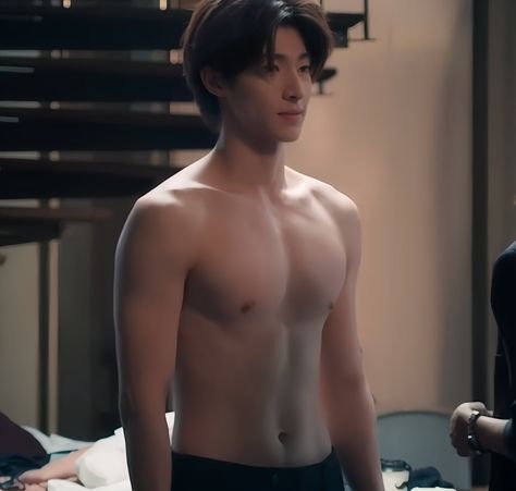 Act on X: "Blue Pongtiwat 🫣 https://t.co/eWOh5IXBGw" / X Abs Kpop, Pongtiwat Tangwancharoen, Blue Pongtiwat, Kpop Makeup, Random Guy, Men Abs, White Guys, Asian Boy, Asian Guys