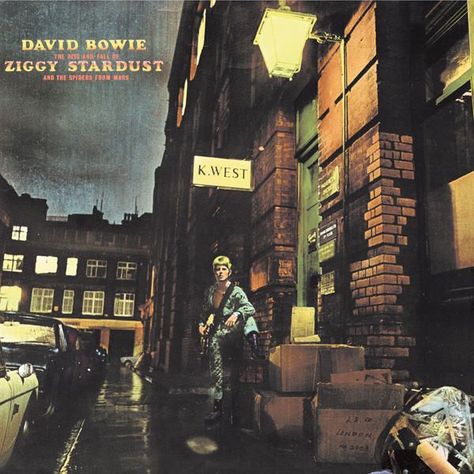 David Bowie - The Rise And Fall Of Ziggy Stardust And The Spiders From Mars (Vinyl) Ziggy Stardust Album, David Bowie Moonage Daydream, The Spiders From Mars, Spiders From Mars, Velvet Goldmine, Moonage Daydream, Bowie Ziggy Stardust, David Bowie Ziggy Stardust, David Bowie Ziggy