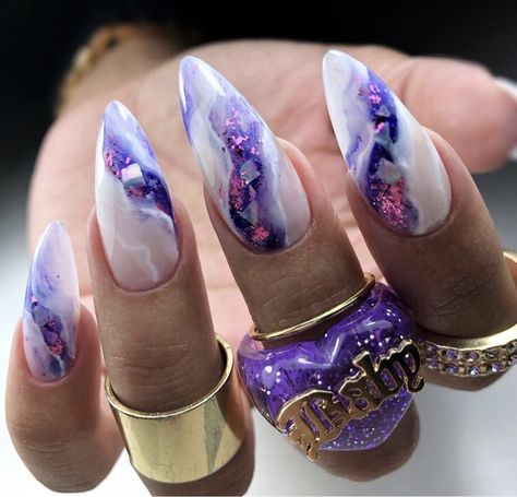 Galaxy Gel Nail Designs, Galaxy Nails Designs, Water Effect Nails, Marble Nail Ideas, Nails Galaxy, Matte Nails Ideas, Nail Coffin, Boring Nails, Geometric Nails