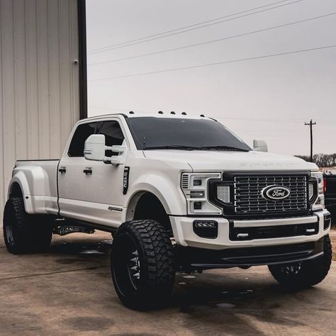 💯SUPERDUTYS ONLY💯 on Instagram: “2020 F-450 Limited with 6” Lift Mounted on 26” American Force Wheels Wrapped in 37x13.50R26 Fury Country Hunter M/Ts!💯🦾💎 ⠀⠀⠀⠀⠀⠀⠀⠀⠀ Credit:…” Lifted Dually Trucks, Big Ford Trucks, Diesel Trucks Ford, Country Trucks, Cummins Trucks, Ford Trucks F150, Trucks Lifted Diesel, Dually Trucks, Dream Trucks