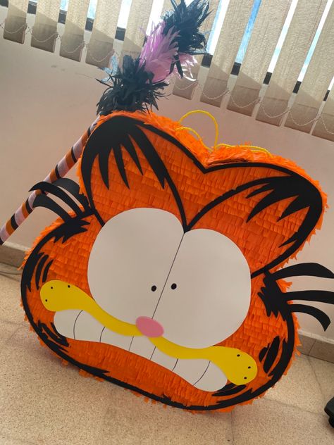 Garfield Pinata, Garfield Birthday Party Decoration, Garfield Birthday Party Ideas, Garfield Party Ideas, Garfield Birthday Party, Garfield Party, Garfield Birthday, Mary Birthday, Backyard Birthday Parties