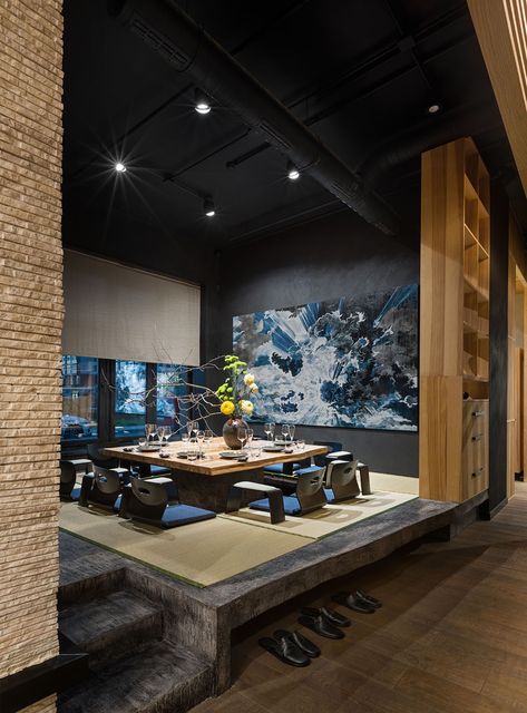 Japanese Interior Design Restaurant, Sergey Makhno, Japanese Restaurant Interior, Japanese Restaurant Design, Japan Restaurant, Interior Design Restaurant, Tatami Room, Maze Design, Japanese Interior Design