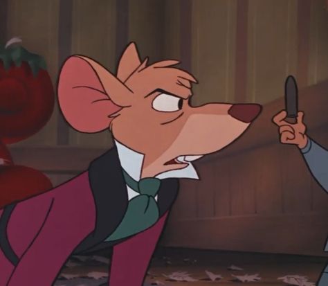 Basil Great Mouse Detective, Basil The Great Mouse Detective, Rat Movie, Great Mouse Detective, Mouse Detective, Old Disney Movies, Jake Long, The Great Mouse Detective, Disney Silhouettes