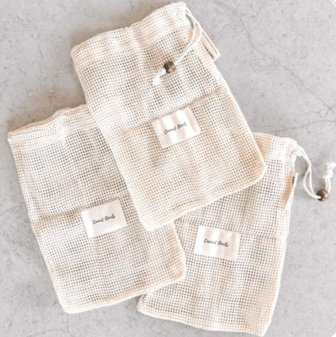 Eco-friendly reusable portable organic cotton mesh produce bag https://m.alibaba.com/product/1600510227874/Eco-friendly-reusable-portable-organic-cotton-mesh.html?__sceneInfo={"cacheTime":"1800000","type":"appDetailShare"} Mesh Produce Bags, Coconut Bowls, Reusable Produce Bags, Packaging Ideas Business, Clothing Packaging, Small Business Packaging Ideas, Small Business Packaging, Produce Bags, Eco Bag