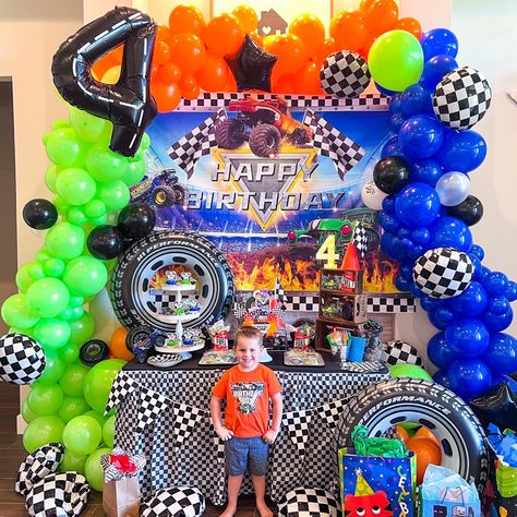 Monster Truck Party Balloon Arch, Monster Truck Party Backdrop, Monster Truck Candy Table, Monster Jam Decorations, Monster Jam Balloon Decor, Monster Jam Birthday Backdrop, Monster Truck Jam Birthday Party Ideas, Monster Jam 4th Birthday, Diy Monster Jam Birthday Party