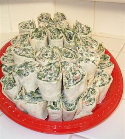 Spinach Roll Ups, Spinach Rolls, Spinach Tortilla, Tortilla Rolls, Roll Ups Recipes, Roll Ups Tortilla, Paleo Lunch, Boat Food, Creamed Spinach