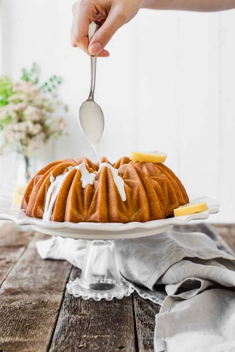 Lemon Cake Easy, Southern Sweet Tea, Lemon Cake Recipe, Bundt Cakes Recipes, Savoury Cake, Tea Cakes, Lemon Cake, Sweet Tea, Bundt Cake