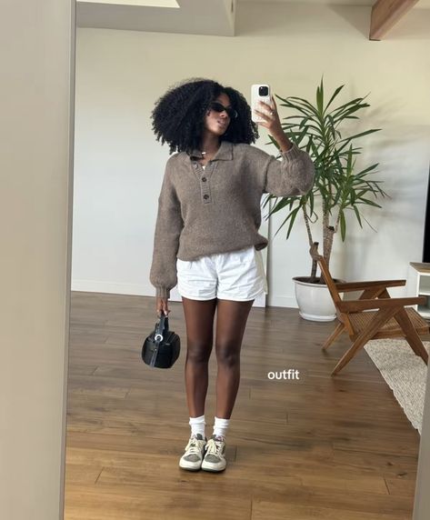 Sweater And Shorts Outfit, Sweater Short Sleeve, Shorts Outfit, My Dream Wardrobe, Outfit Fall, Sweater And Shorts, Style Board, Short Outfits, Dream Wardrobe