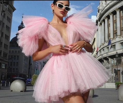 Pink Tulle Outfit, Mesh Puffy Dress, Short Tutu Dress For Women, Tulle Dress Ideas, Short Tulle Dress Photoshoot, Light Pink Prom Dress Short, Pink Tulle Dress Short, Diy Tulle Dress, Gala Birthday Party