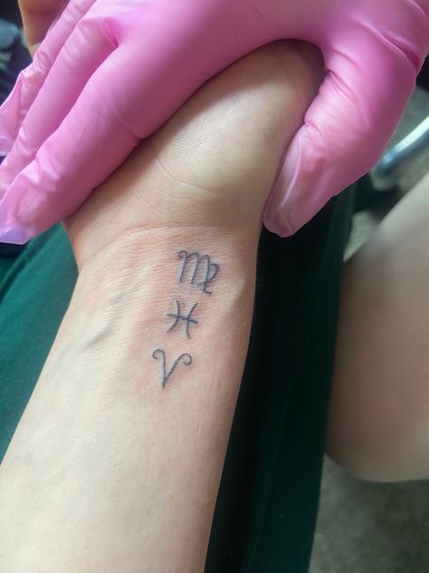 Big 3 Tattoo, Big Three Tattoo, Big Tatoos, 2000s Tattoo Ideas, 3 Person Tattoo, Three Tattoo, Tattoo 2023, Tattoo Board, Gemini Tattoo